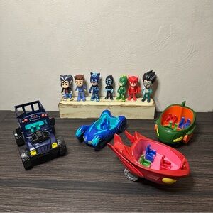 PJ Masks Vehicles and Figures Lot of 11